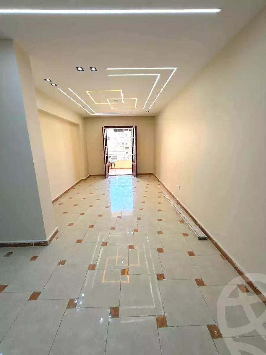 https://aqarmap.com.eg/en/listing/6998003-for-sale-alexandria-miami-shr-jml-bd-lnsr