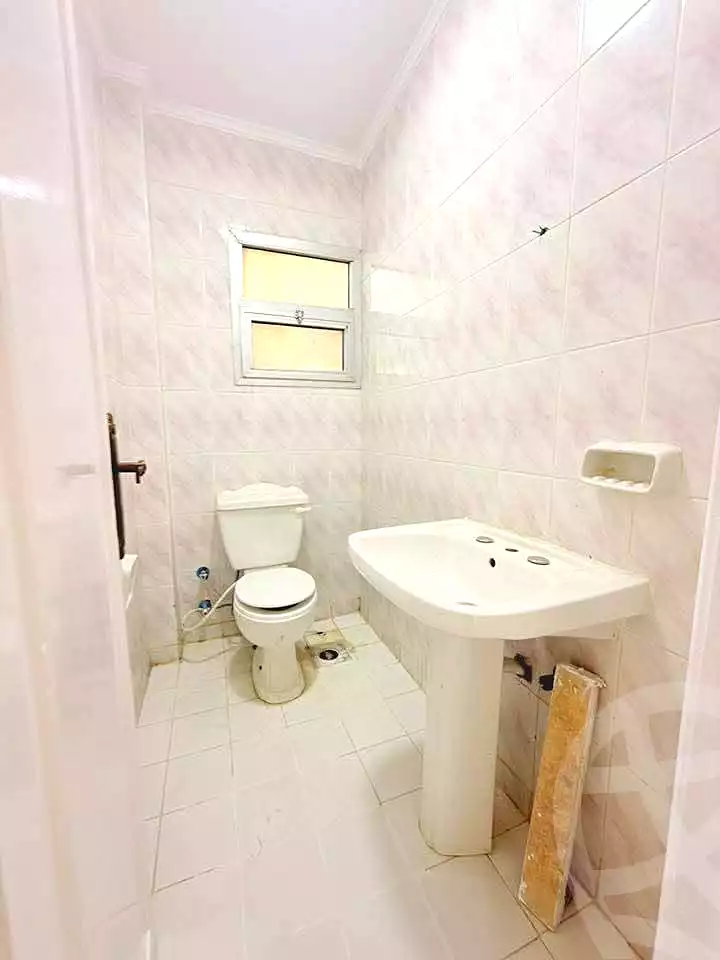 https://aqarmap.com.eg/en/listing/6998105-for-sale-alexandria-al-agamy-shataa-el-nakheel