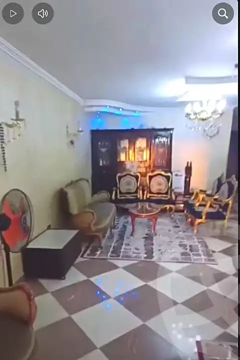 https://aqarmap.com.eg/ar/listing/6998872-for-sale-cairo-helwan-helwan-el-sharkeya-heidar-st