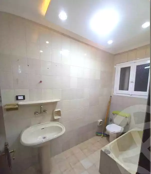 https://aqarmap.com.eg/en/listing/6998769-for-sale-alexandria-al-agamy-lbytsh-bianchiii