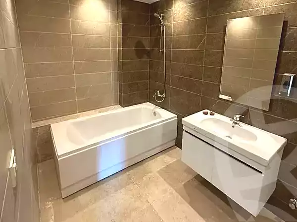 https://aqarmap.com.eg/en/listing/6999388-for-sale-cairo-el-shorouk-compounds-aljar-british-district-compound