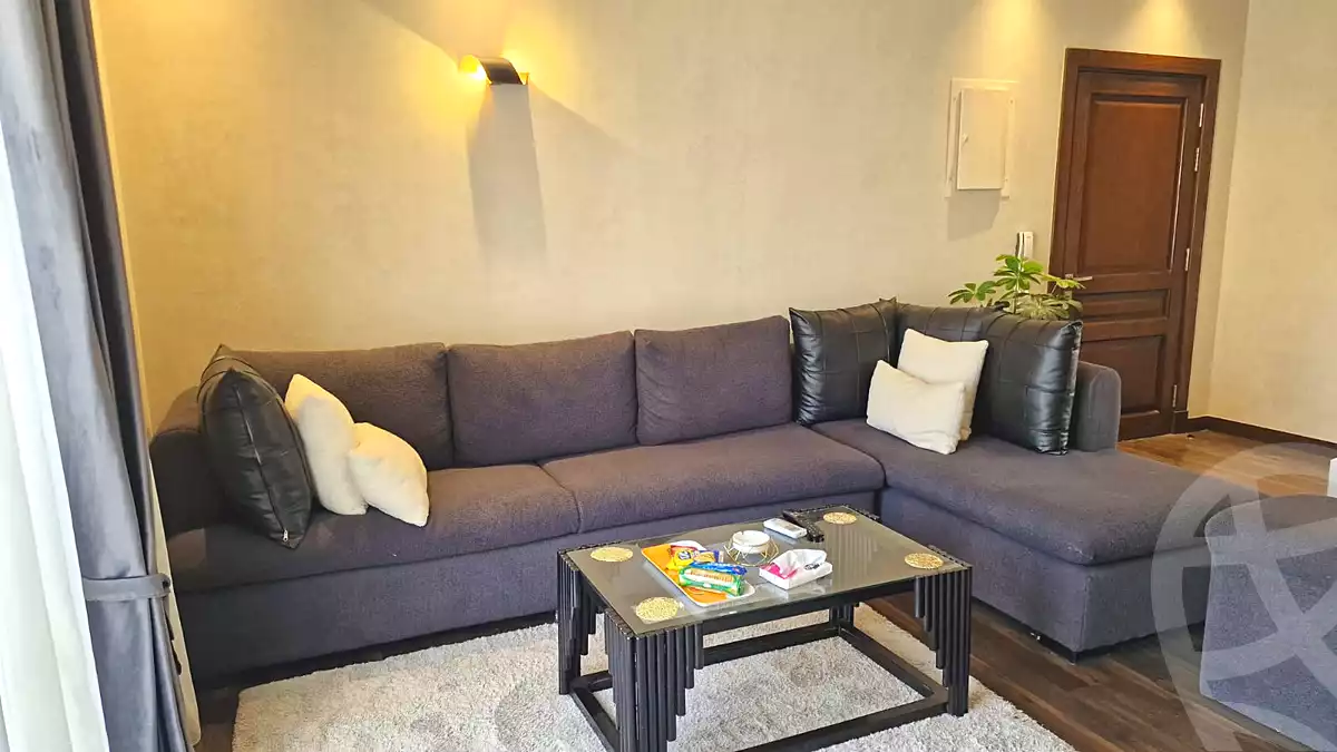 https://aqarmap.com.eg/en/listing/6999848-for-rent-cairo-new-cairo-compounds-hyde-park-centre-ville-hyde-park