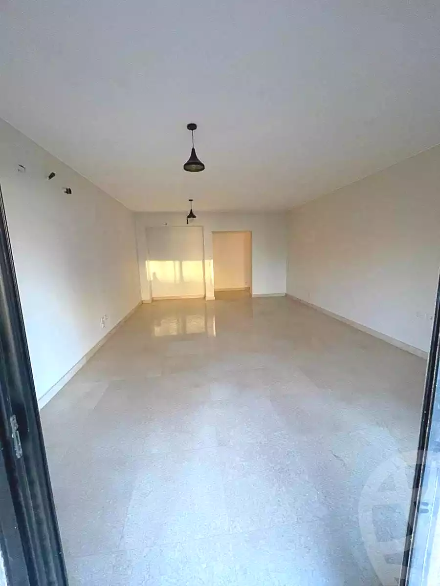 https://aqarmap.com.eg/ar/listing/6999956-for-sale-cairo-new-cairo-compounds-zyd-yst