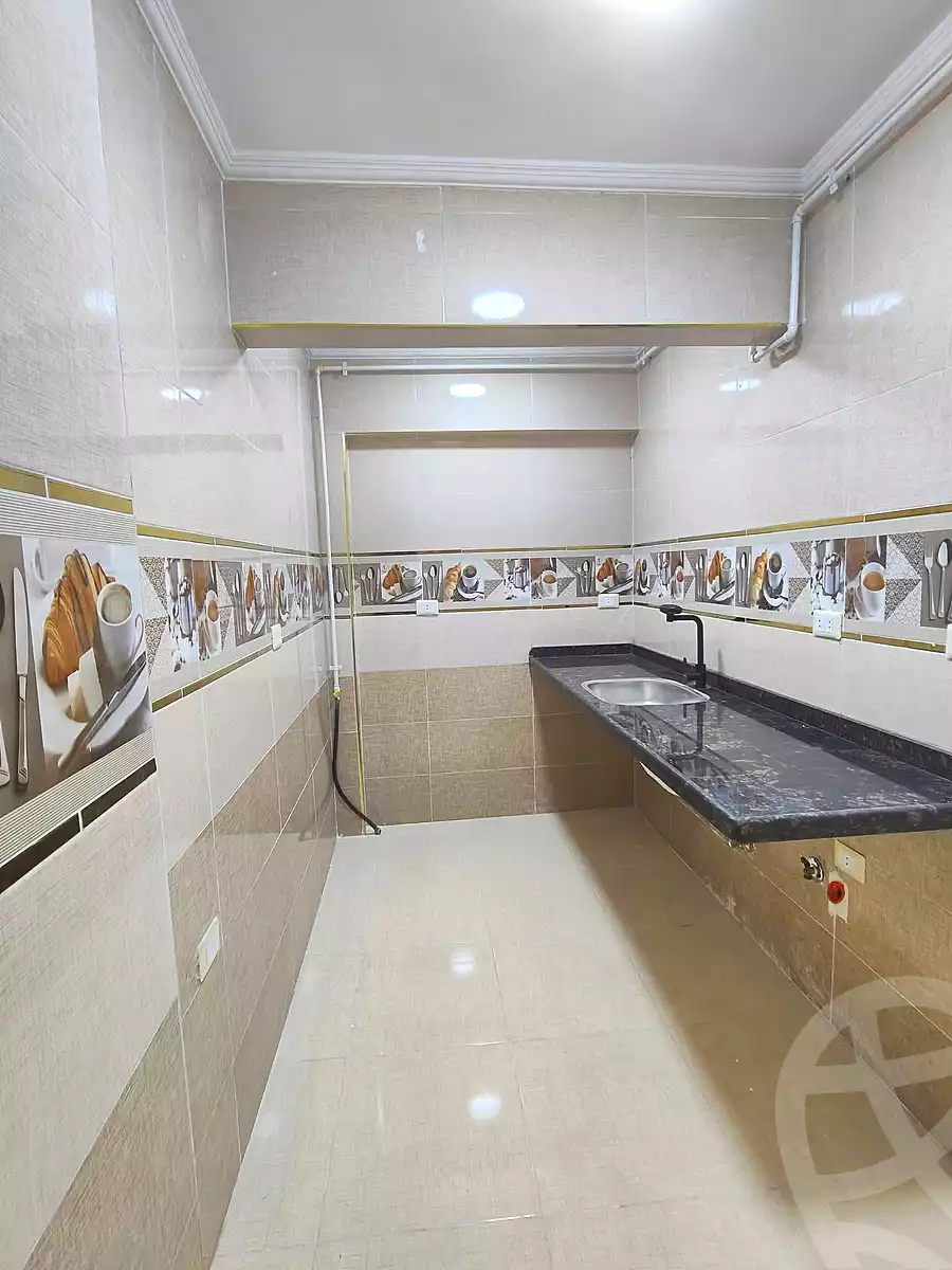 https://aqarmap.com.eg/ar/listing/7000055-for-sale-alexandria-miami-shr-jml-bd-lnsr