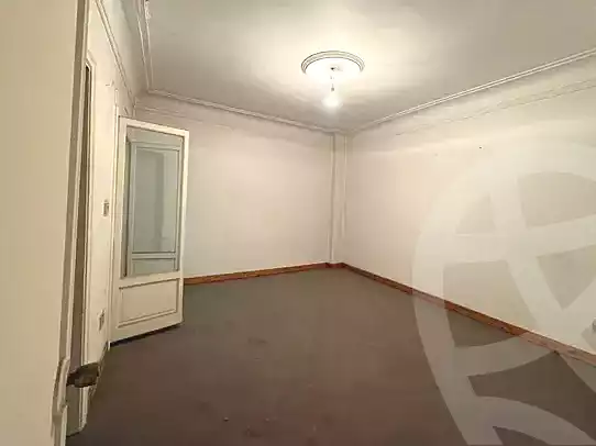 https://aqarmap.com.eg/ar/listing/7000492-for-rent-alexandria-roshdy-shr-bw-qyr-tryq-lhry