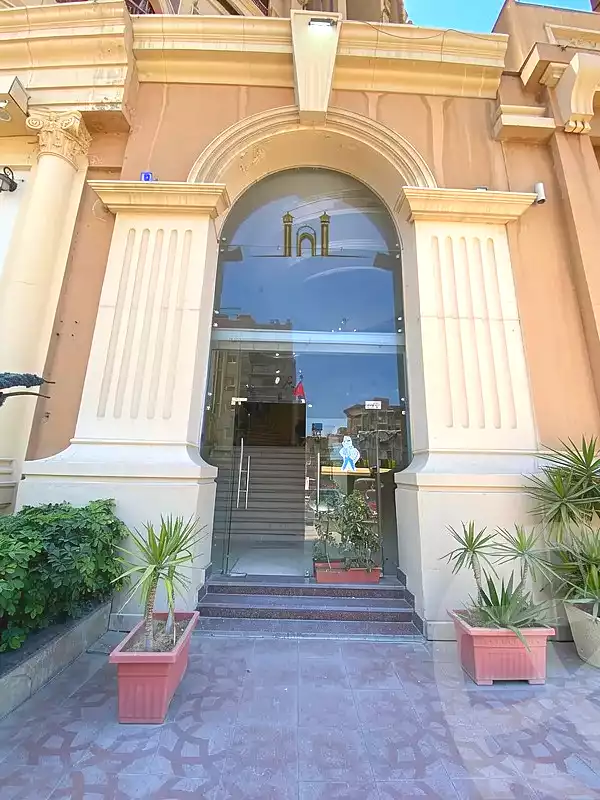 https://aqarmap.com.eg/en/listing/7000500-for-sale-alexandria-el-montazah-compounds-in-el-montazah-marseilia-florence