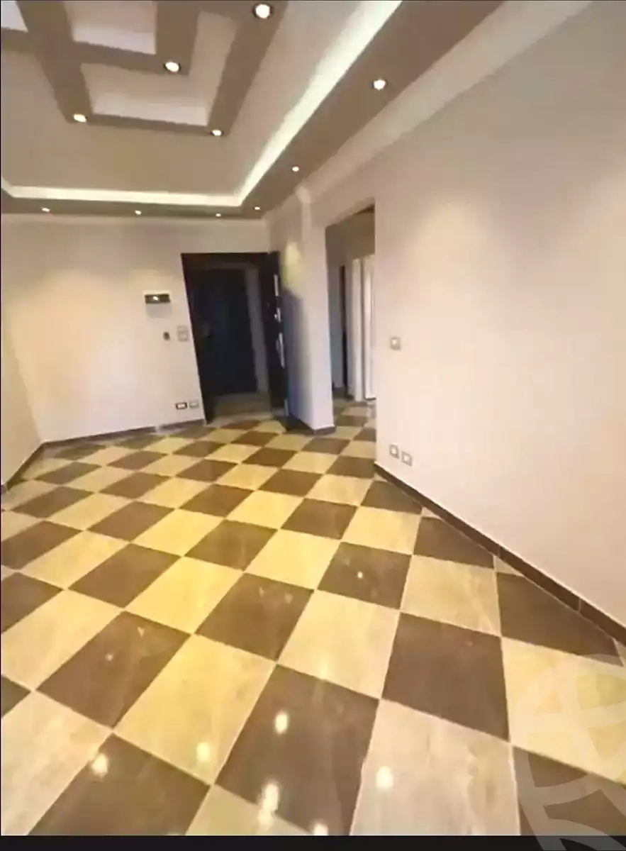 https://aqarmap.com.eg/ar/listing/7000728-for-sale-alexandria-sydy-bshr-sydy-bshr-bhry-khalil-hamada-st