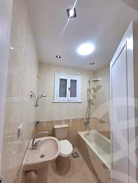 https://aqarmap.com.eg/ar/listing/7000857-for-sale-alexandria-sydy-bshr-sydy-bshr-bhry-shr-mhmwd-l-yswy