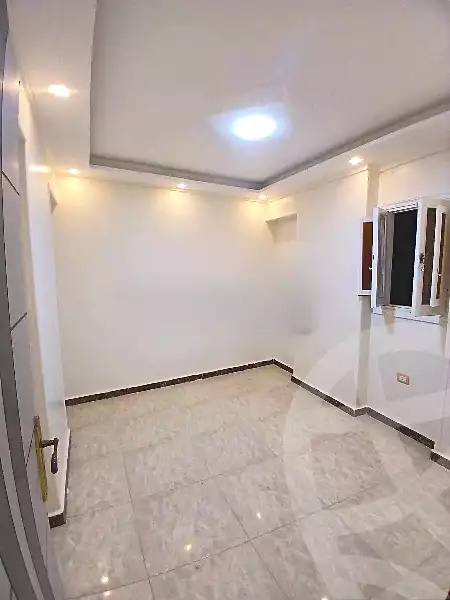 https://aqarmap.com.eg/ar/listing/7000872-for-sale-alexandria-al-agamy-lbytsh-bianchiii