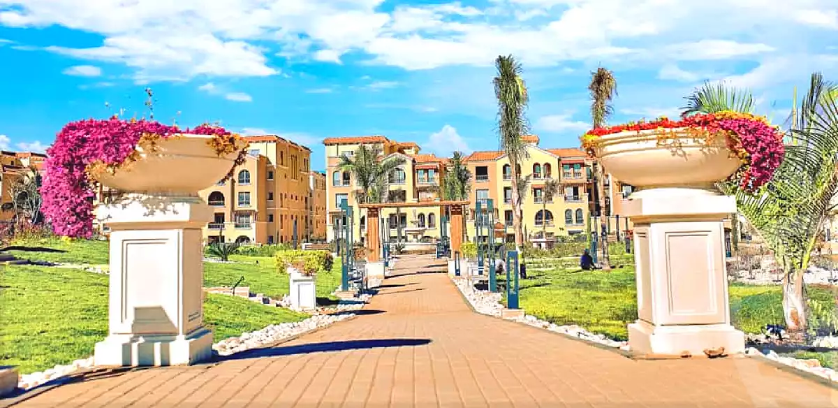 https://aqarmap.com.eg/ar/listing/7000862-for-sale-cairo-el-shorouk-compounds-maadi-view