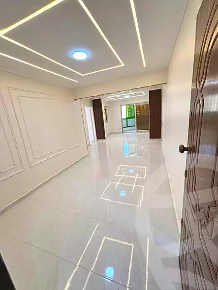https://aqarmap.com.eg/ar/listing/7000914-for-sale-alexandria-sydy-bshr-sydy-bshr-bhry-shr-mhmwd-l-yswy