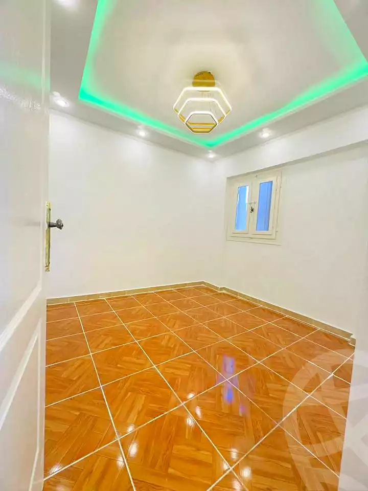 https://aqarmap.com.eg/ar/listing/7000921-for-sale-alexandria-al-agamy-shataa-el-nakheel