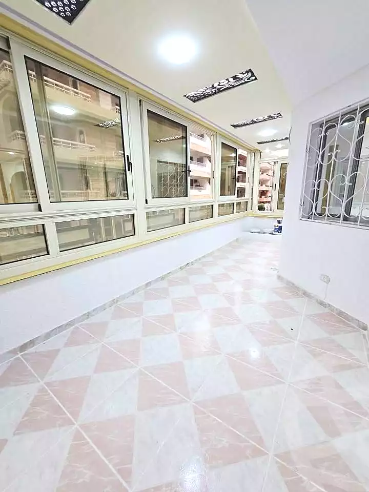 https://aqarmap.com.eg/ar/listing/7000935-for-sale-alexandria-al-agamy-shataa-el-nakheel