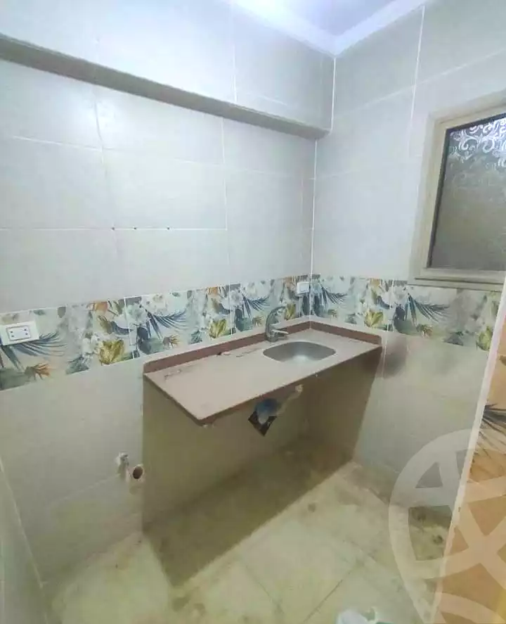 https://aqarmap.com.eg/en/listing/7000946-for-sale-alexandria-lsywf-el-falki