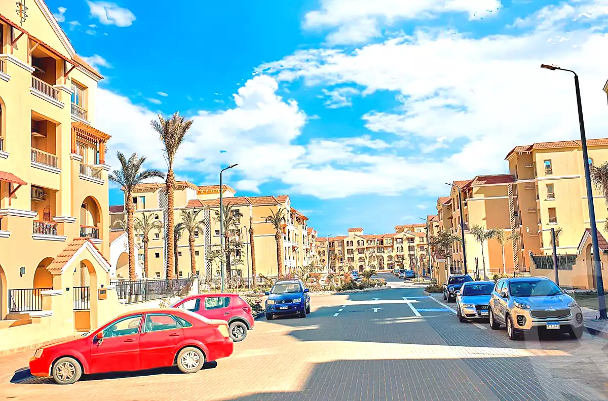 https://aqarmap.com.eg/en/listing/7000944-for-sale-cairo-el-shorouk-compounds-maadi-view