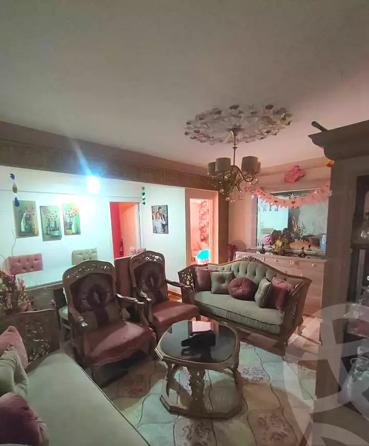 https://aqarmap.com.eg/en/listing/7000958-for-sale-alexandria-lsywf-el-falki