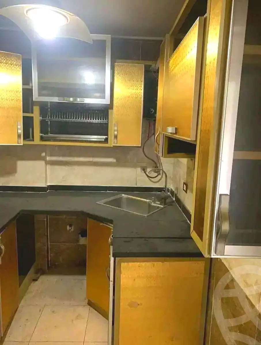 https://aqarmap.com.eg/ar/listing/7001011-for-sale-alexandria-sydy-bshr-sydy-bshr-bhry