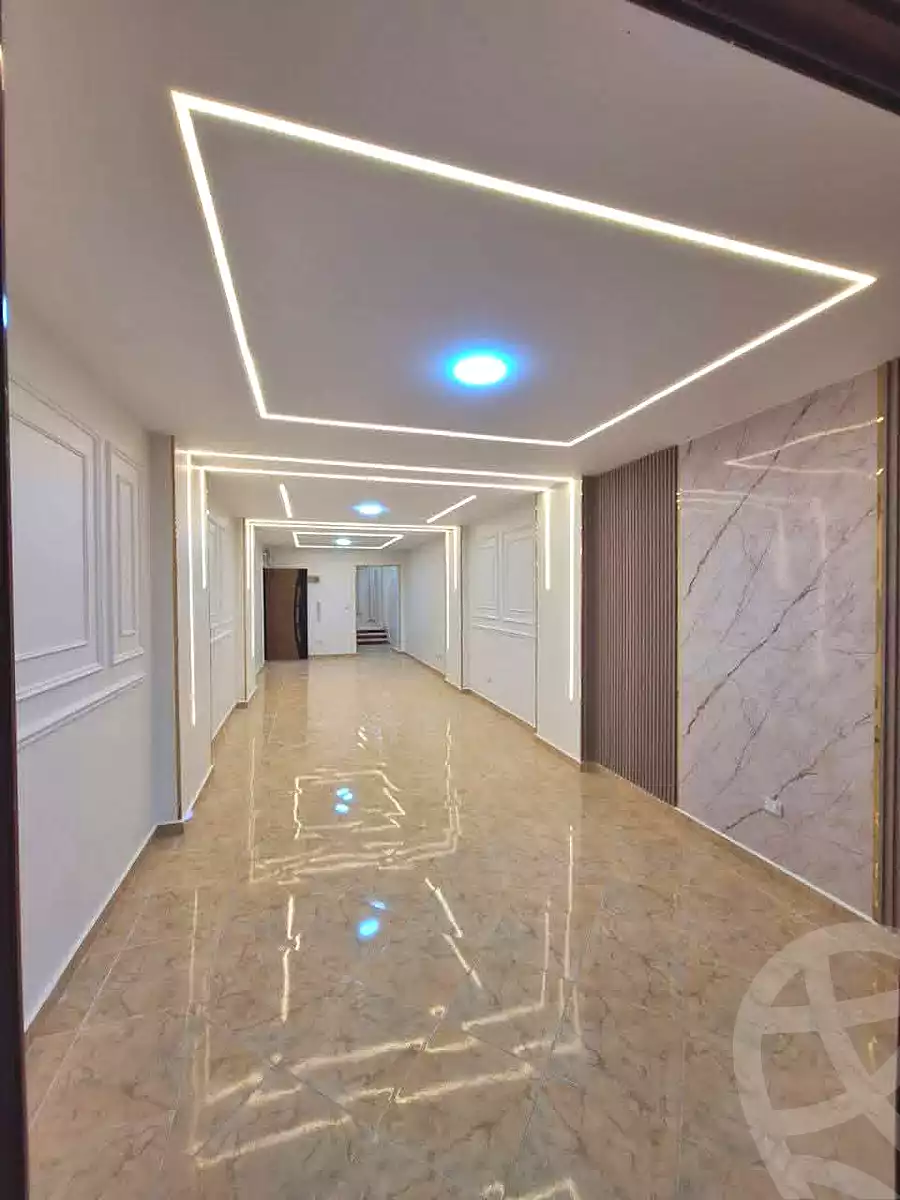 https://aqarmap.com.eg/ar/listing/7001021-for-sale-alexandria-sydy-bshr-sydy-bshr-bhry-shr-mhmwd-l-yswy
