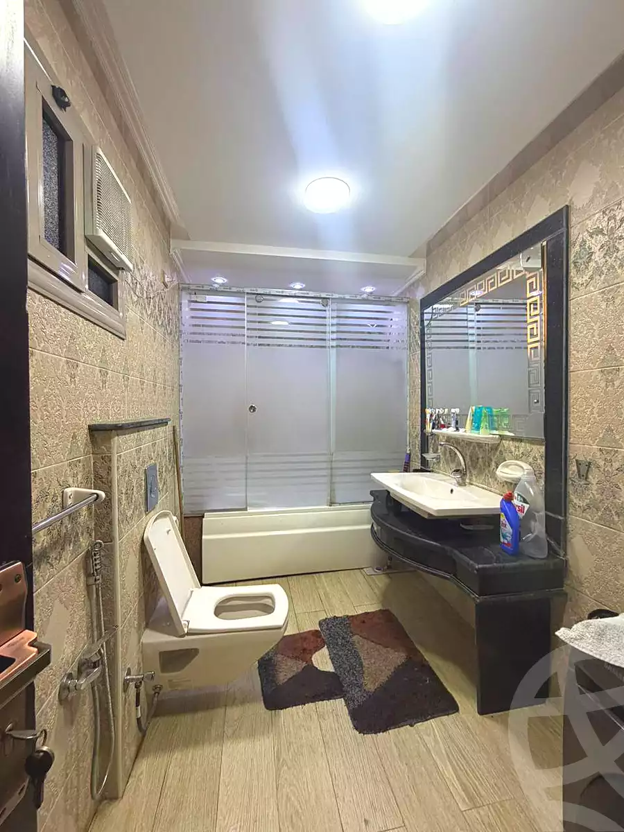 https://aqarmap.com.eg/en/listing/7001037-for-sale-cairo-helwan-helwan-el-sharkeya-heidar-st