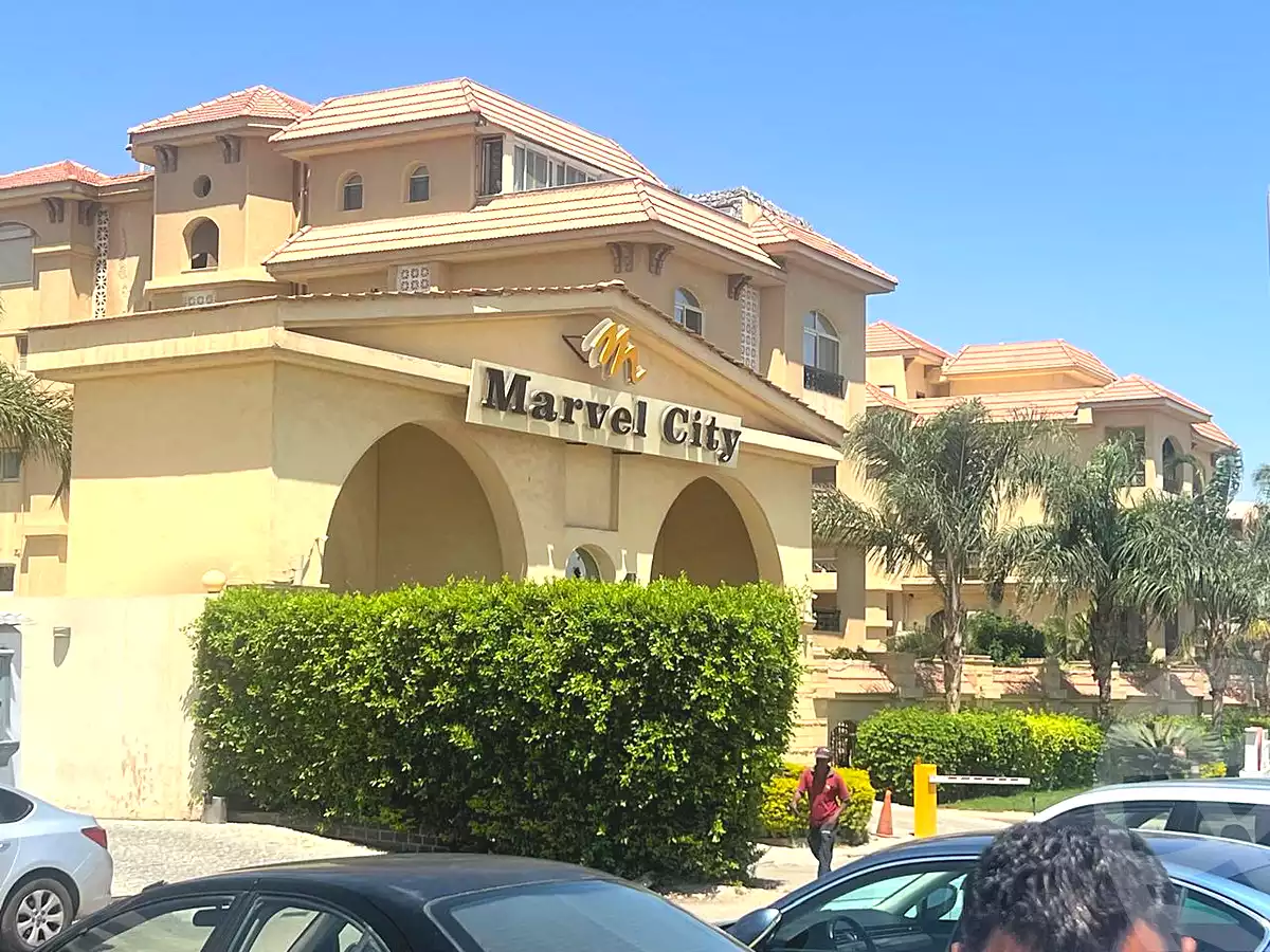 https://aqarmap.com.eg/ar/listing/7001073-for-sale-cairo-new-cairo-compounds-mrfl-syty