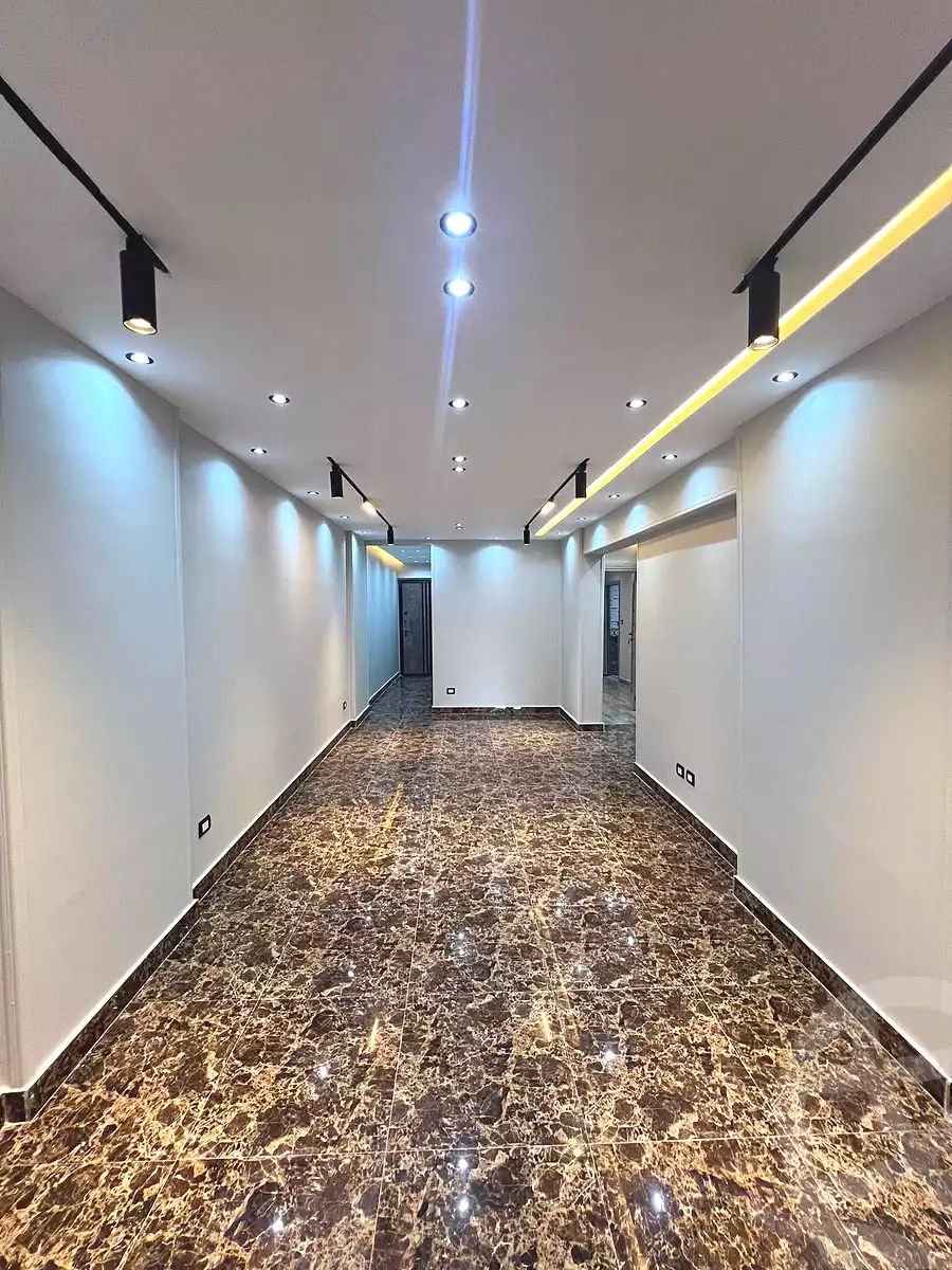 https://aqarmap.com.eg/ar/listing/7001162-for-sale-alexandria-al-agamy-lbytsh