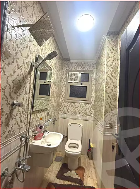 https://aqarmap.com.eg/en/listing/7001129-for-sale-cairo-helwan-helwan-el-sharkeya-heidar-st