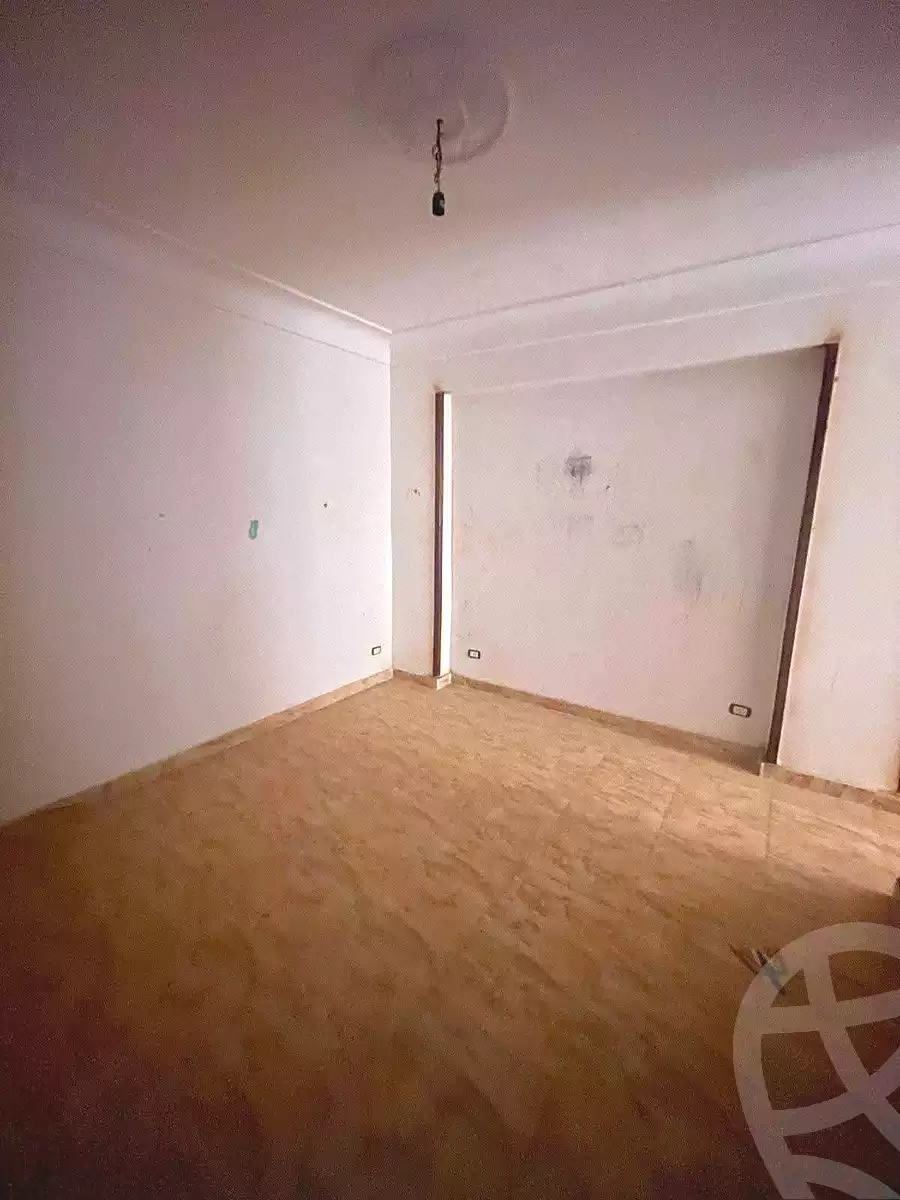 https://aqarmap.com.eg/en/listing/7001327-for-sale-alexandria-al-agamy-lbytsh-shahr-al-assal-st