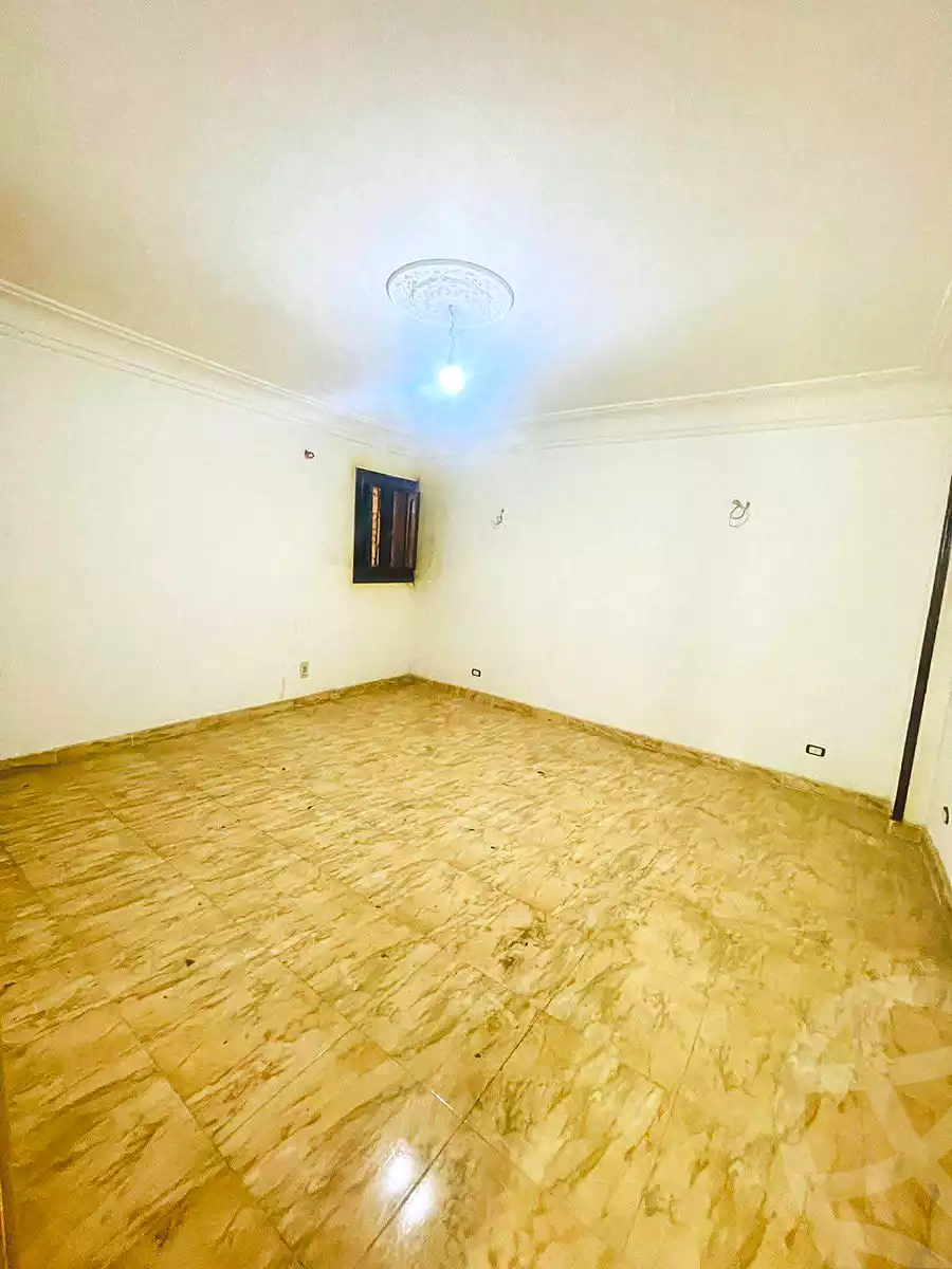 https://aqarmap.com.eg/en/listing/7001327-for-sale-alexandria-al-agamy-lbytsh-shahr-al-assal-st