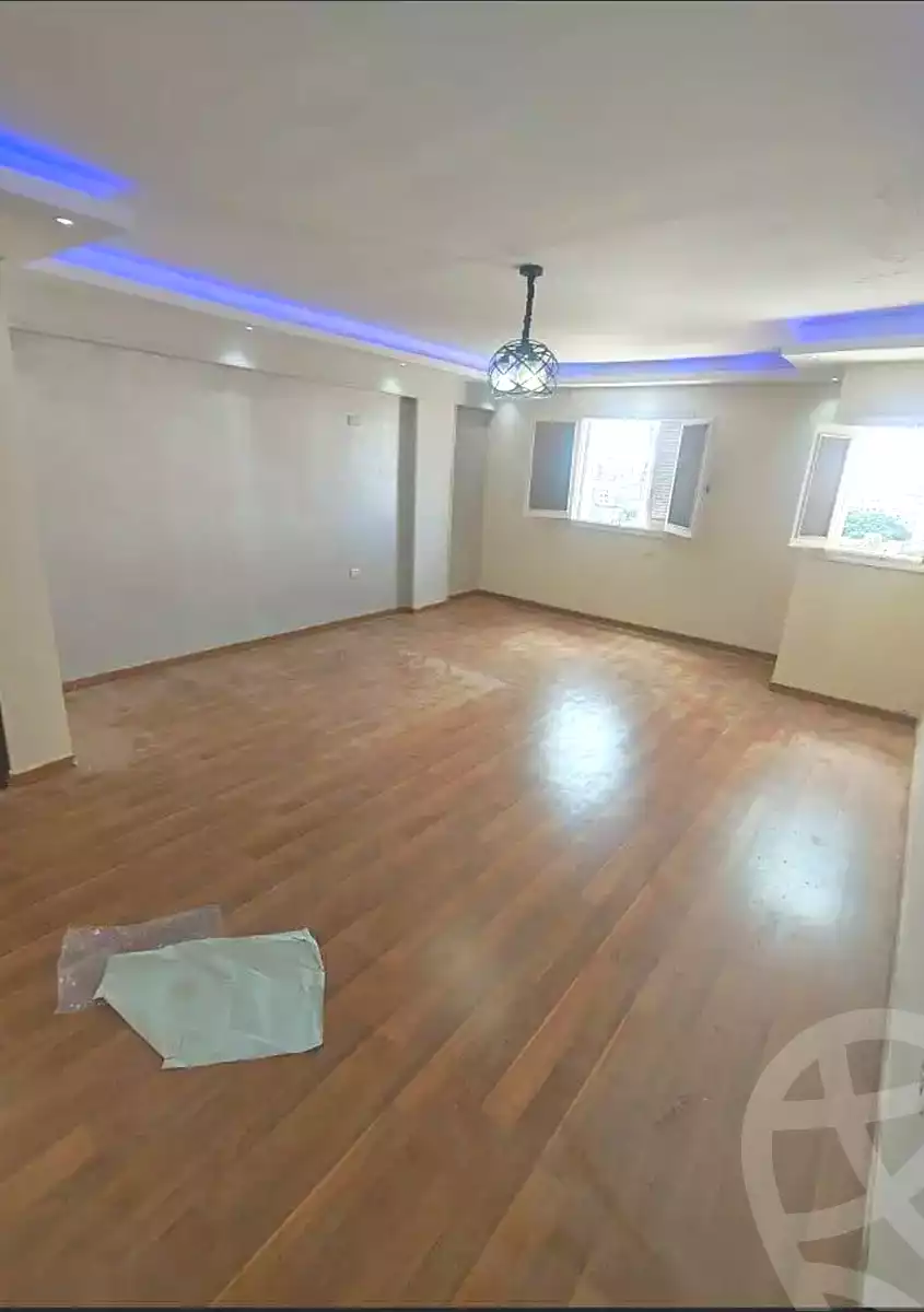 https://aqarmap.com.eg/en/listing/7001486-for-sale-alexandria-al-agamy-el-hanouvel-kasr-al-quiri-st-1