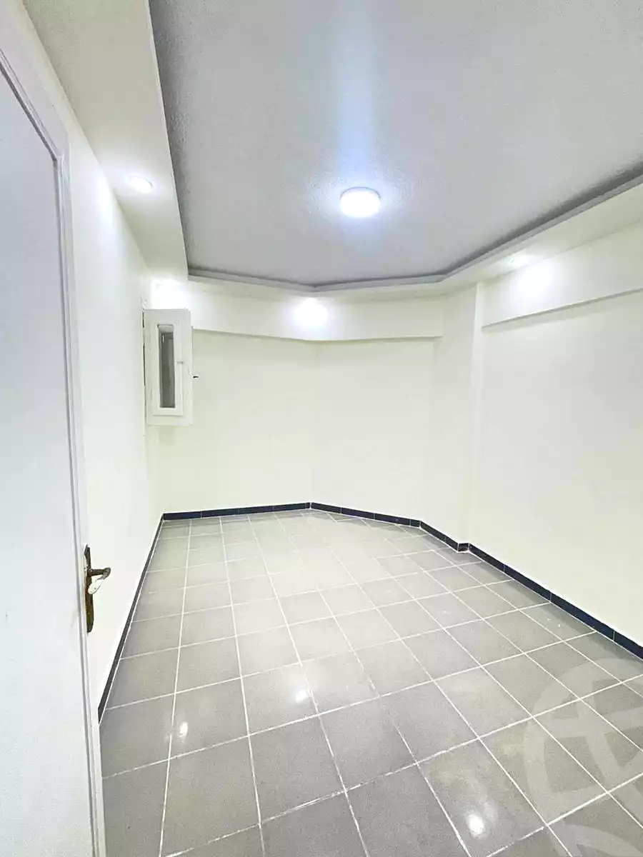 https://aqarmap.com.eg/ar/listing/7001500-for-sale-alexandria-al-agamy-shataa-el-nakheel