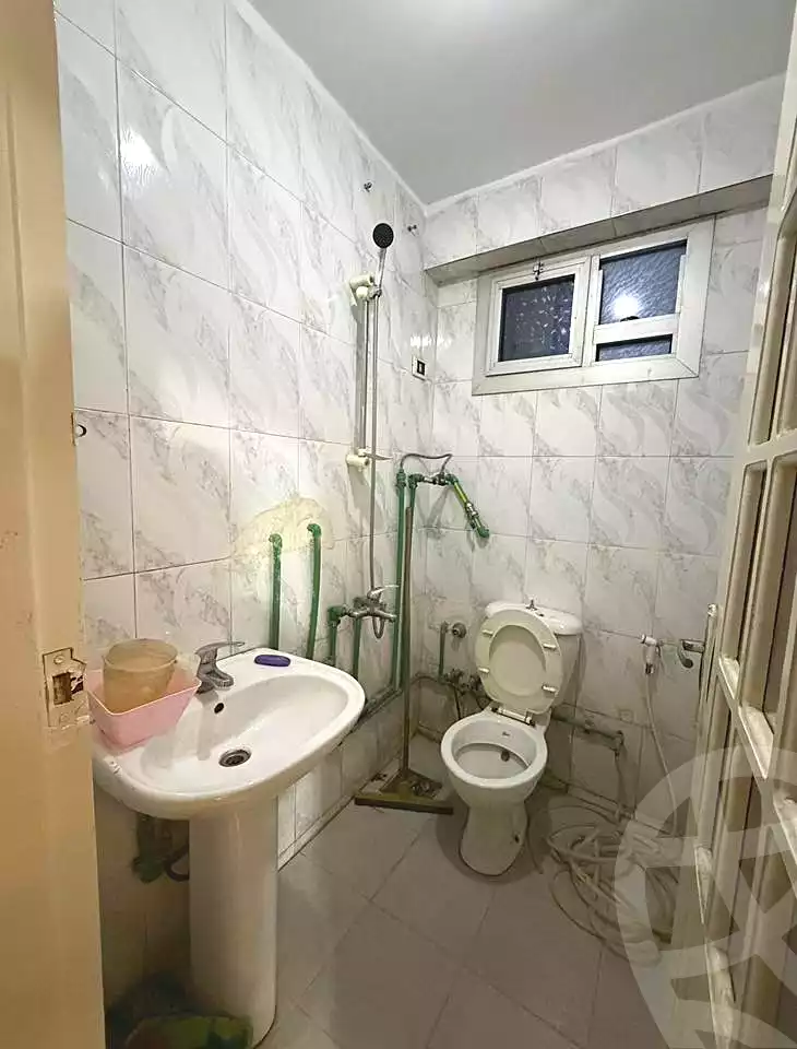 https://aqarmap.com.eg/en/listing/7001635-for-rent-cairo-helwan-helwan-el-sharkeya-abd-el-rahman-pasha-st
