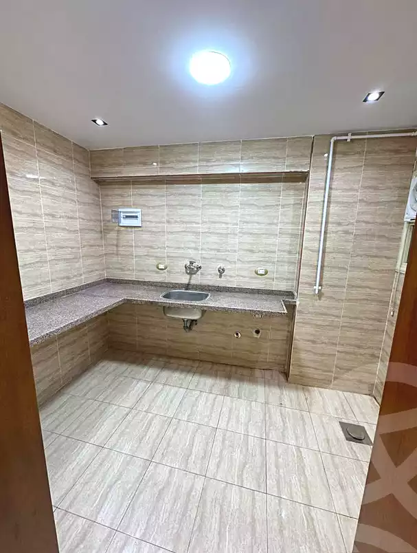 https://aqarmap.com.eg/ar/listing/7001779-for-sale-alexandria-sydy-bshr-sydy-bshr-bhry-shr-mhmwd-l-yswy
