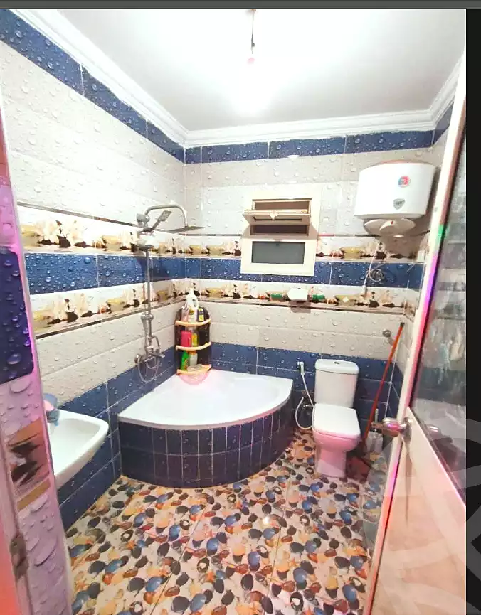 https://aqarmap.com.eg/ar/listing/7001862-for-sale-alexandria-al-agamy-lbytsh-al-samalehy-2-st