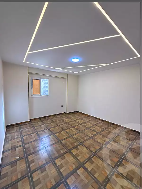 https://aqarmap.com.eg/en/listing/7002363-for-sale-alexandria-sydy-bshr-sydy-bshr-bhry-khalil-hamada-st