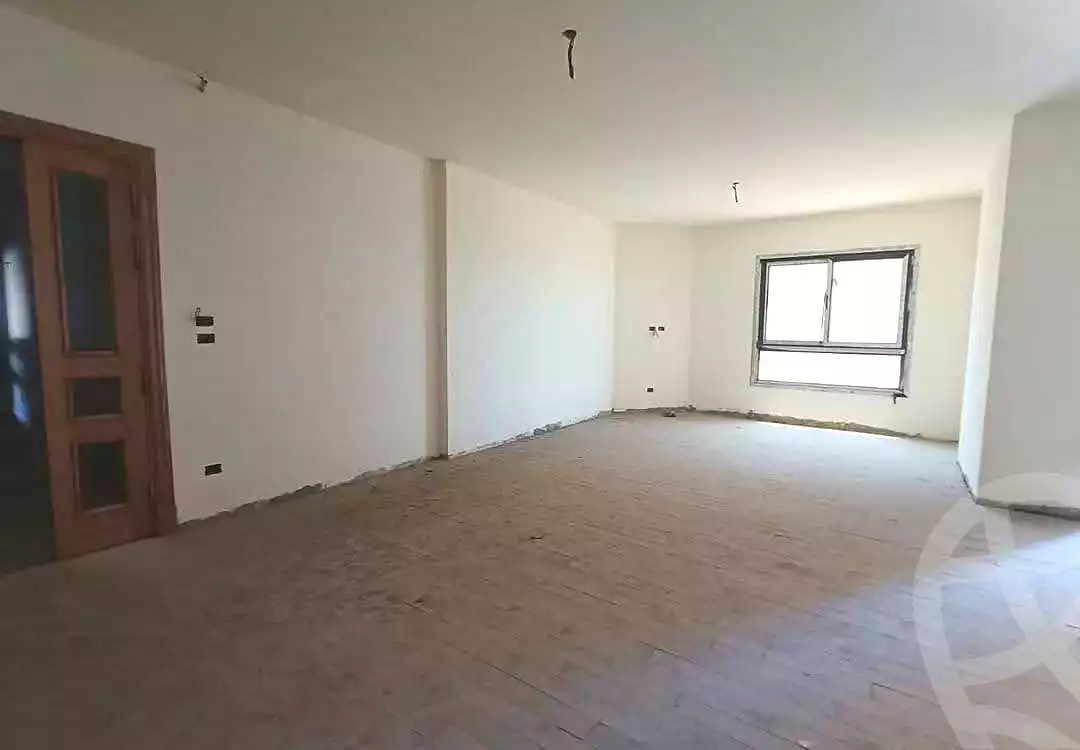 https://aqarmap.com.eg/ar/listing/7002410-for-sale-alexandria-zezenia