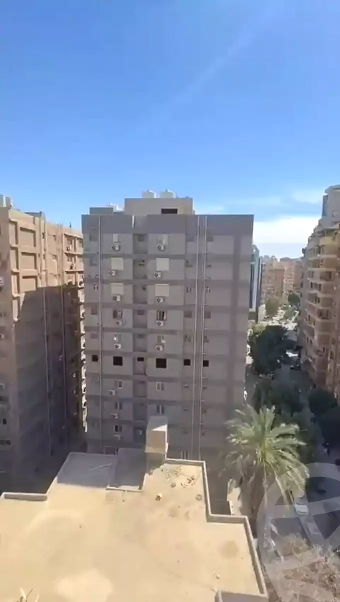 https://aqarmap.com.eg/ar/listing/7002551-for-sale-cairo-el-mohandesen-meet-oqbah-esraa-al-malmin-st
