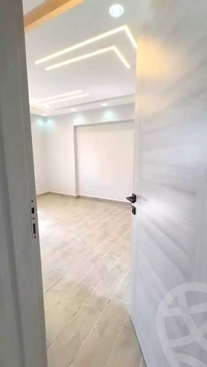 https://aqarmap.com.eg/ar/listing/7002551-for-sale-cairo-el-mohandesen-meet-oqbah-esraa-al-malmin-st