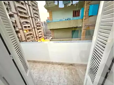 https://aqarmap.com.eg/ar/listing/7002166-for-sale-alexandria-al-agamy-bw-ywsf