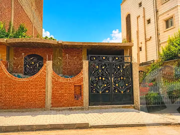 https://aqarmap.com.eg/en/listing/7002630-for-sale-cairo-15th-of-may