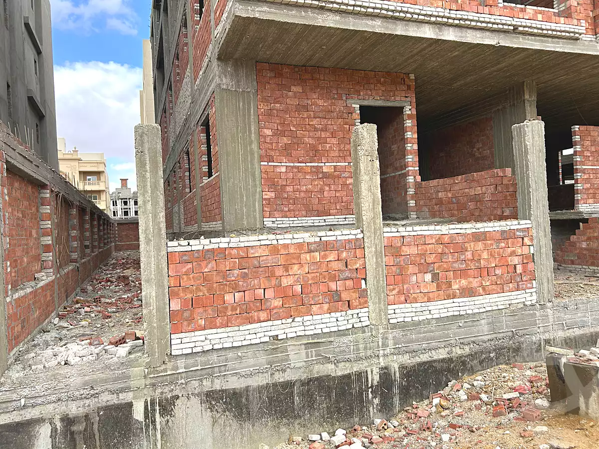 https://aqarmap.com.eg/en/listing/7002688-for-sale-cairo-new-cairo-el-ahyaa-fourth-neighborhood-taha-huseein-st