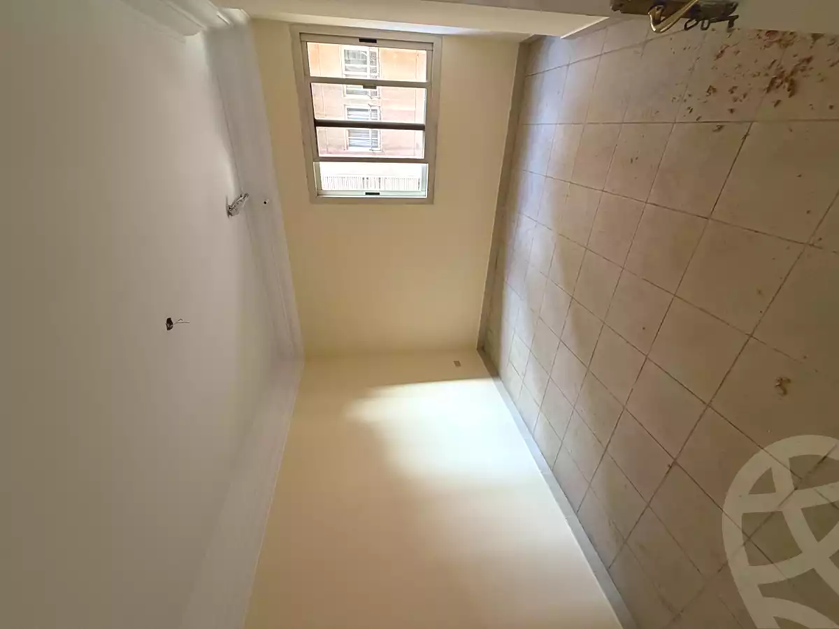 https://aqarmap.com.eg/ar/listing/7003060-for-rent-cairo-ljyz-el-bahr-el-azam-el-khalej-buildings