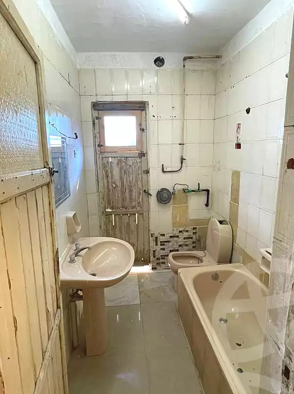 https://aqarmap.com.eg/ar/listing/7003078-for-sale-cairo-15th-of-may-mjwr-12