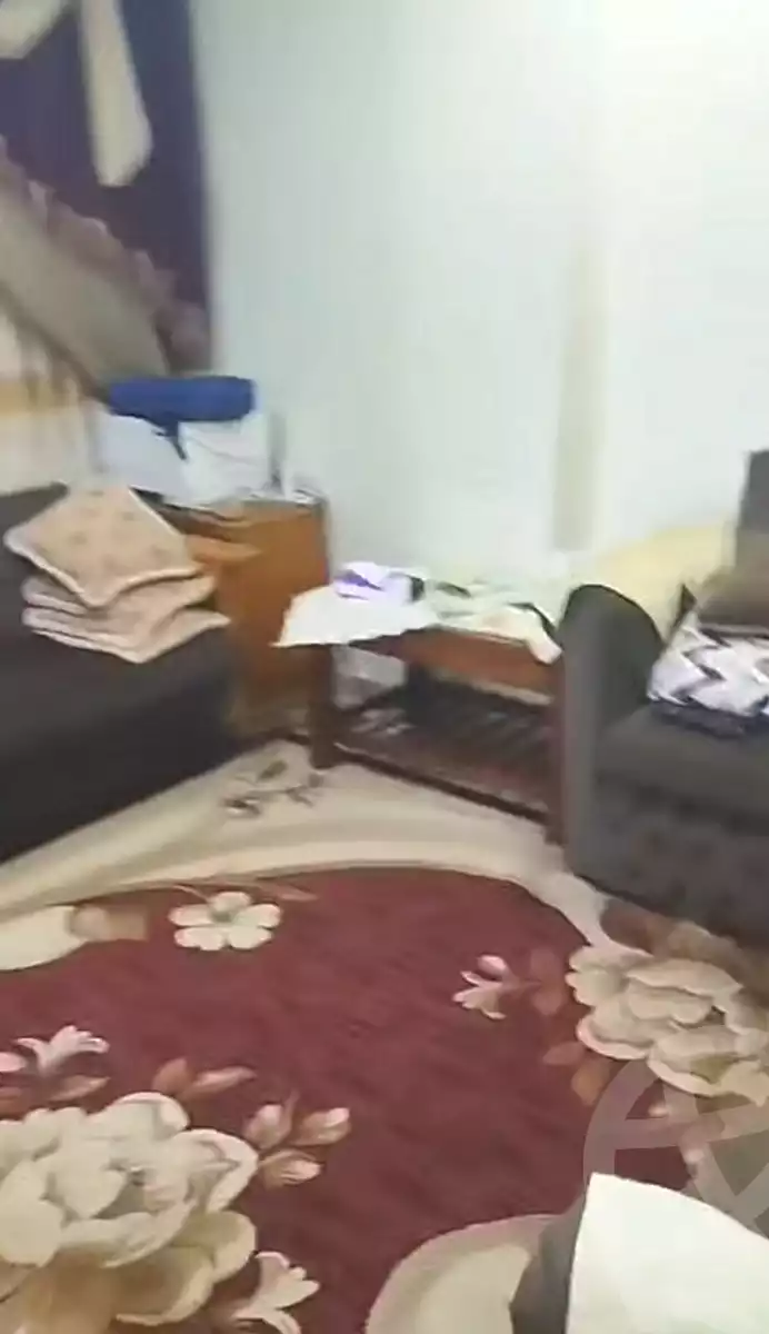 https://aqarmap.com.eg/en/listing/7003081-for-sale-alexandria-al-agamy-el-hanouvel-yathreb-st