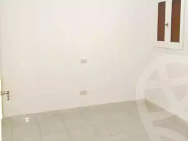 https://aqarmap.com.eg/ar/listing/7003245-for-sale-alexandria-sydy-bshr-sydy-bshr-bhry-shr-khld-bn-lwlyd