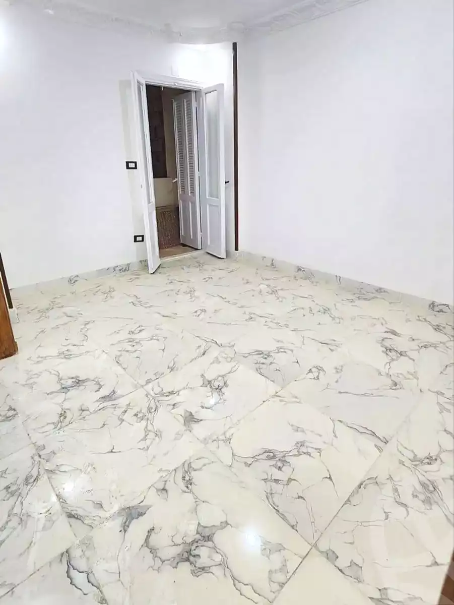 https://aqarmap.com.eg/ar/listing/7003636-for-rent-alexandria-el-mandara-alex-el-mandara-bahri
