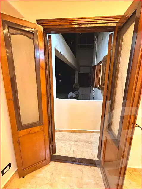 https://aqarmap.com.eg/ar/listing/7003641-for-sale-alexandria-sydy-bshr-sydy-bshr-bhry-shr-mhmwd-l-yswy