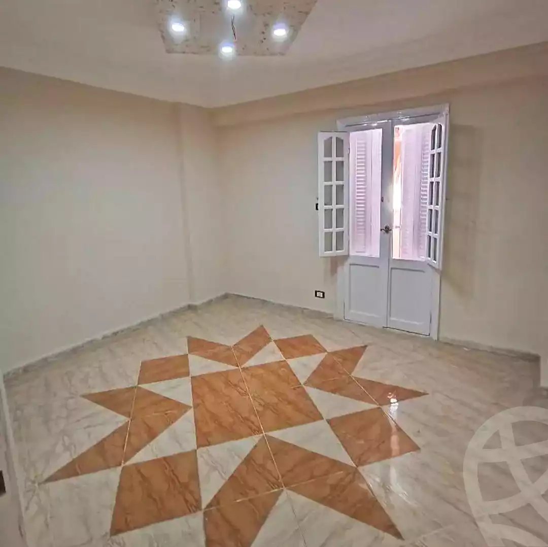 https://aqarmap.com.eg/ar/listing/7003722-for-sale-alexandria-lsywf-el-falki