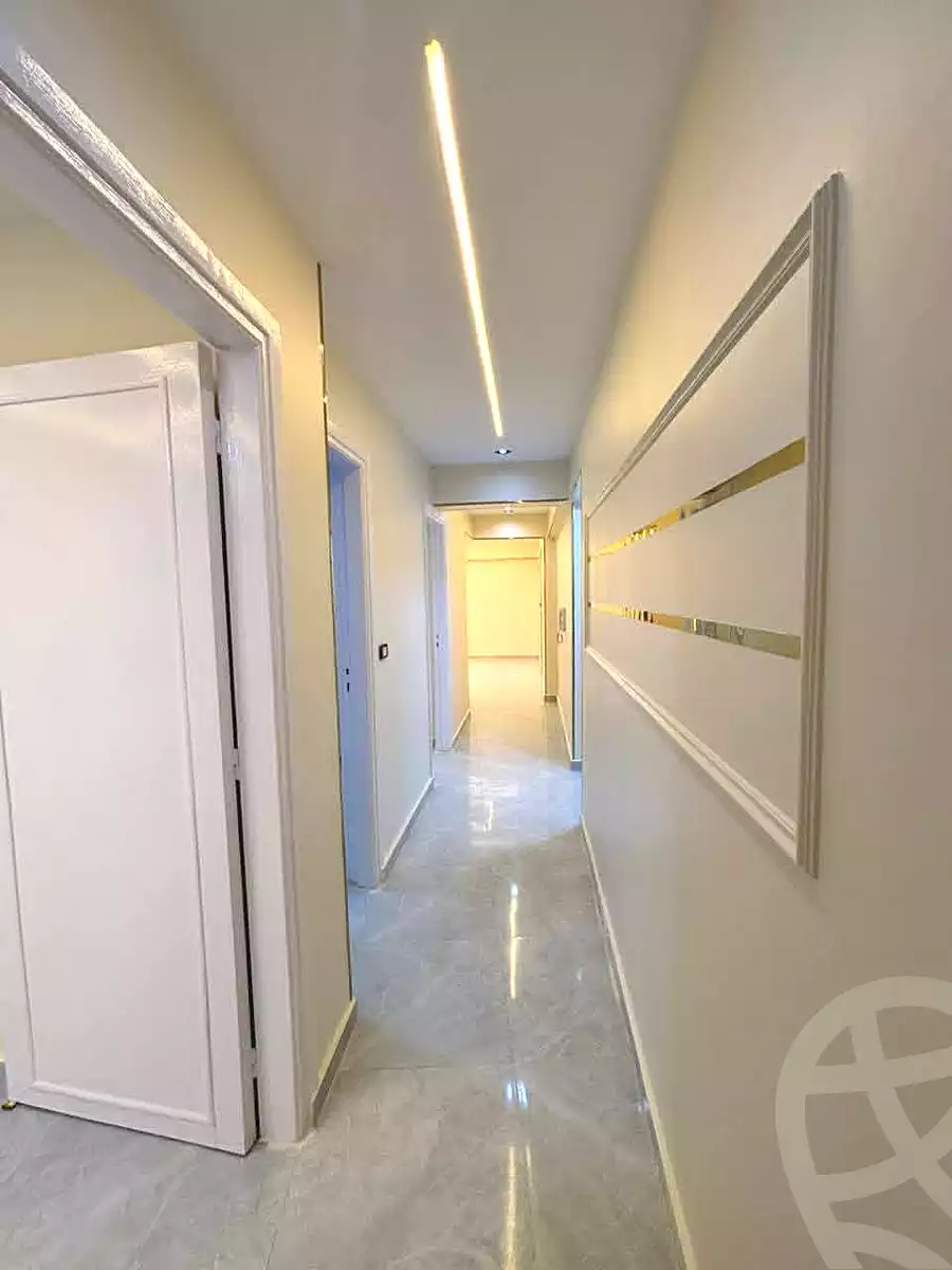 https://aqarmap.com.eg/ar/listing/7003987-for-sale-alexandria-sydy-bshr-sydy-bshr-bhry-khalil-hamada-st