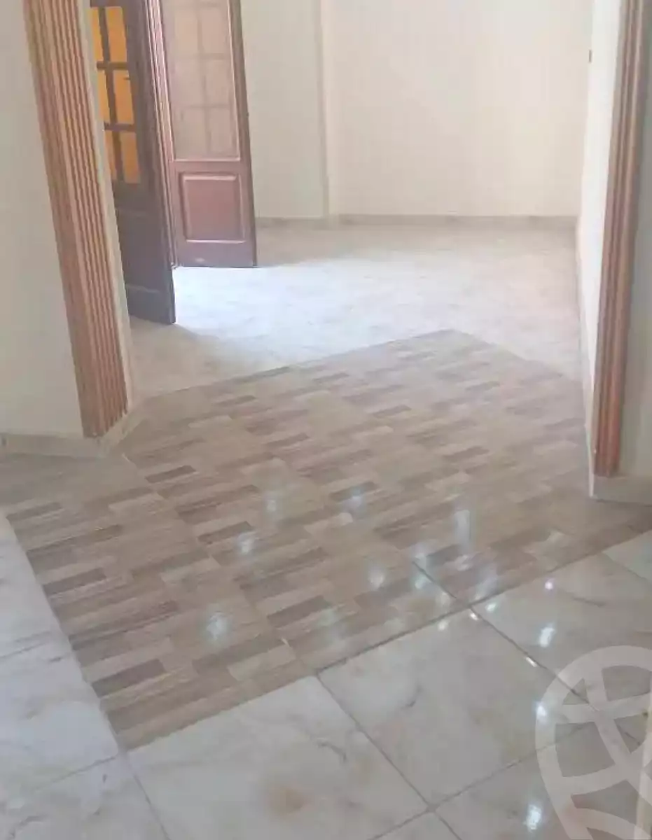 https://aqarmap.com.eg/ar/listing/7004158-for-sale-alexandria-el-mandara-shr-mlk-hfny