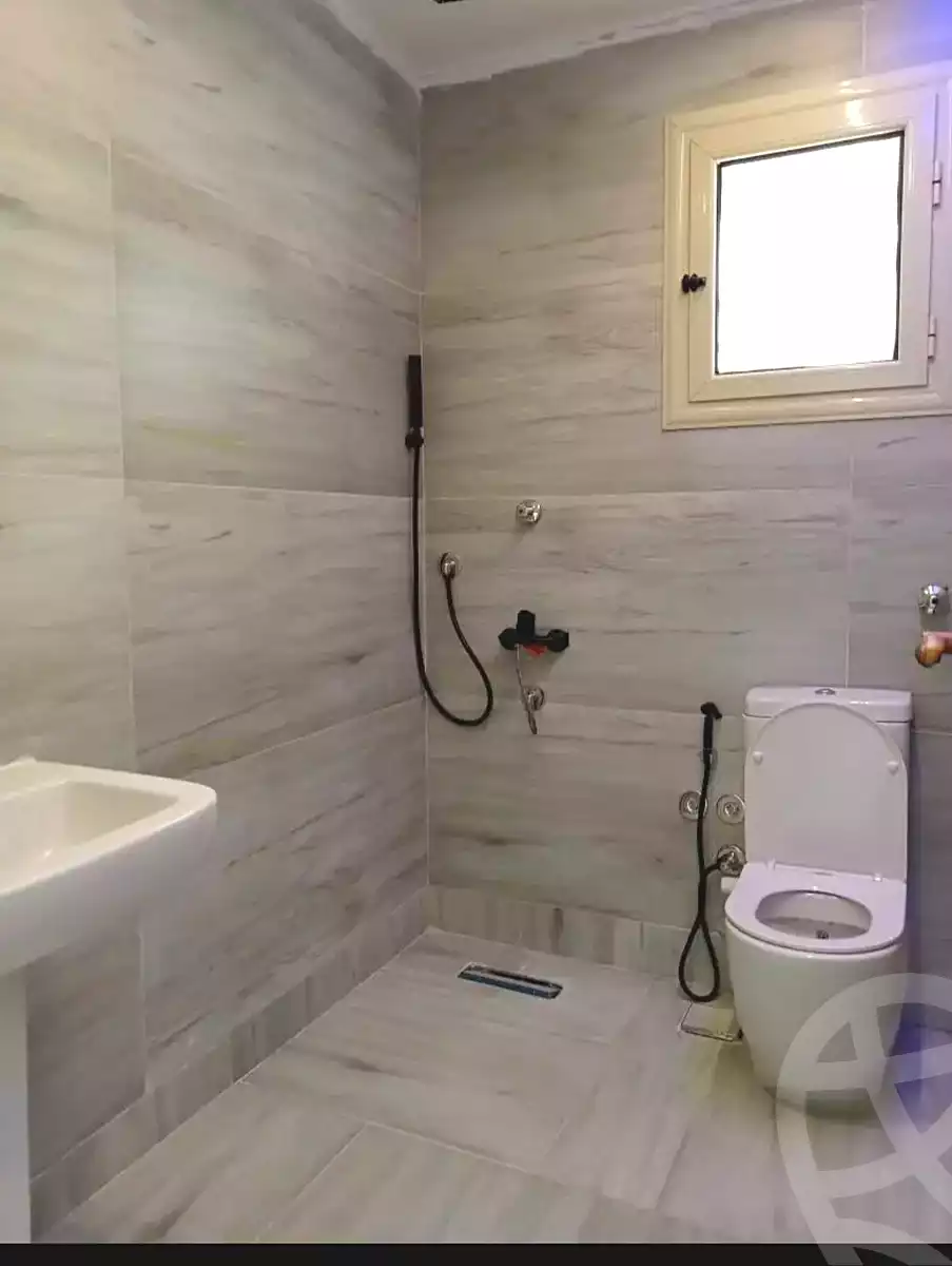 https://aqarmap.com.eg/ar/listing/7004183-for-sale-alexandria-el-asafra-l-sfr-bhry